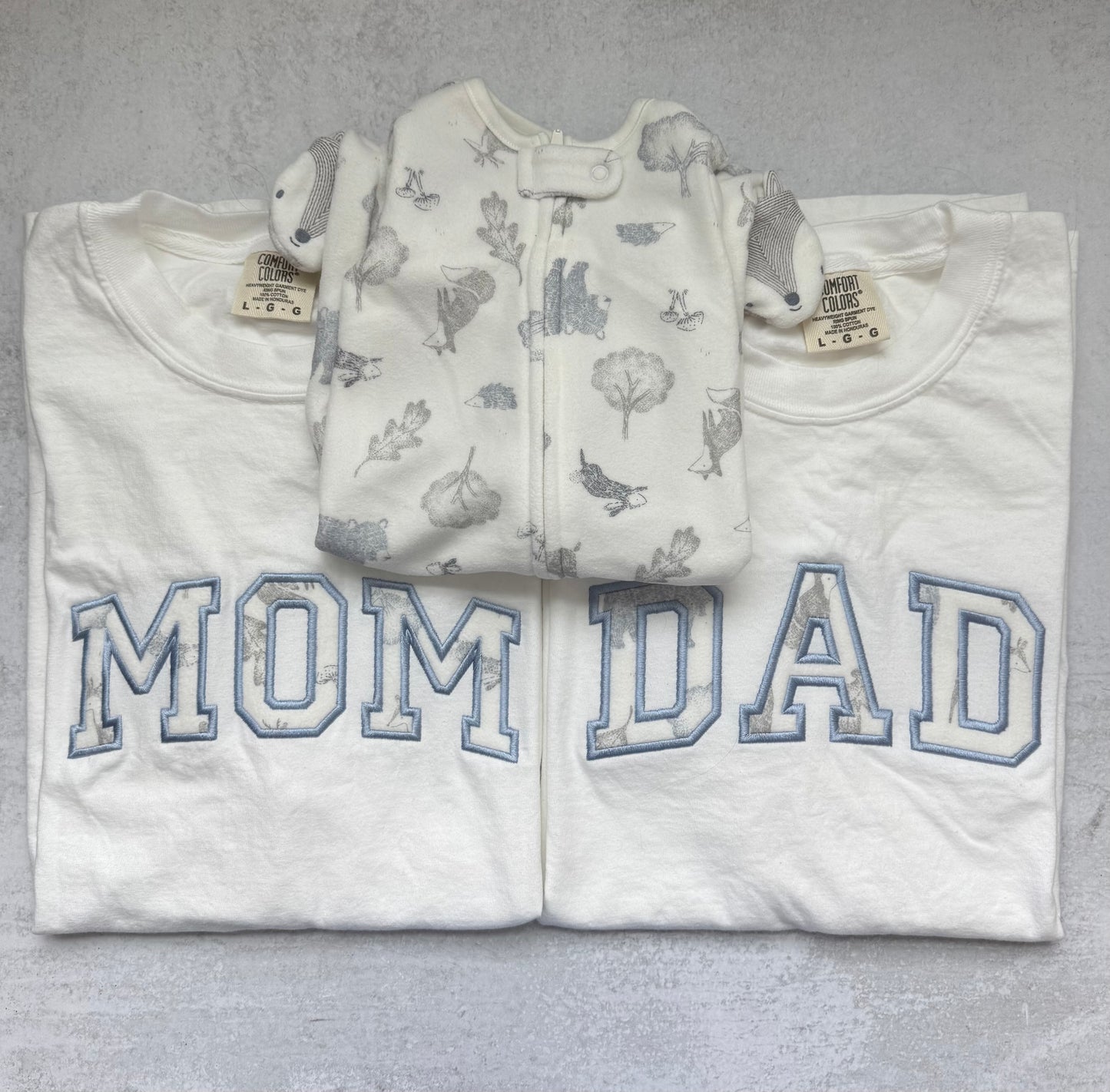Personalized Hospital Baby Blanket Embroidered T-shirt | Mom Dad Family | Custom Name & EST Year | New Baby Gift