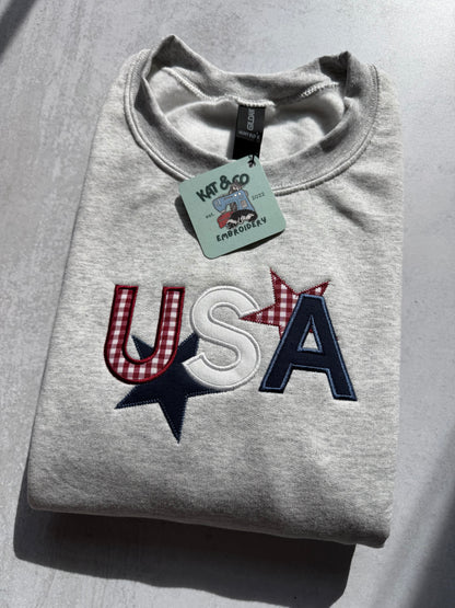 USA Gingham Sweatshirt – Patriotic Star Appliqué Crewneck, Americana USA Shirt, Fourth of July Sweatshirt, Red White & Blue Top