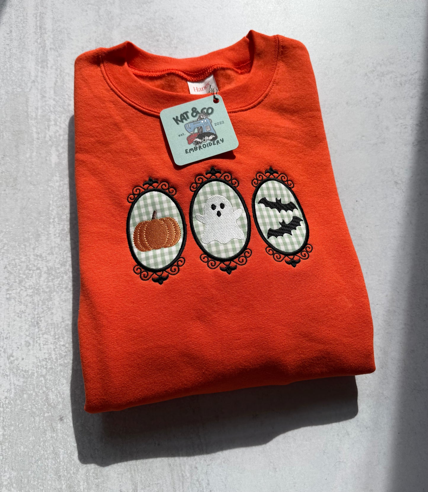Halloween Sweatshirt – Vintage Pumpkin Ghost & Bats Crewneck, Spooky Gingham Appliqué Sweatshirt, Cute Halloween Outfit, Fall Top