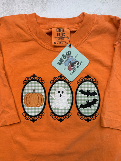 Halloween T-shirt – Vintage Pumpkin Ghost & Bats Tee, Spooky Gingham Appliqué T-shirt, Cute Halloween Outfit, Fall Top
